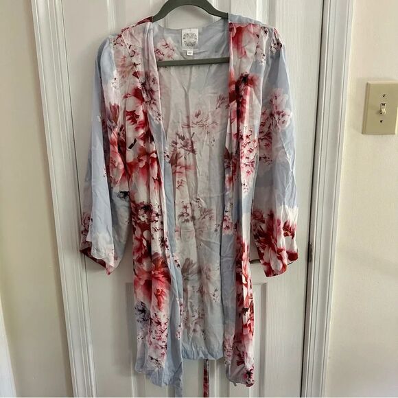 Plum Pretty Sugar Floral Rayon Bridal Robe Women’s XS - Picture 6 of 8